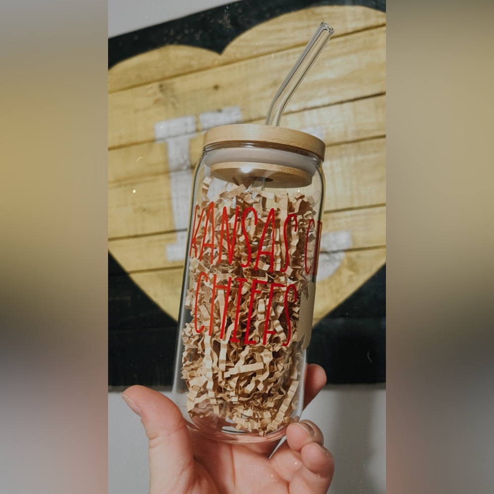 Kansas City Chiefs custom glass cup/straw!